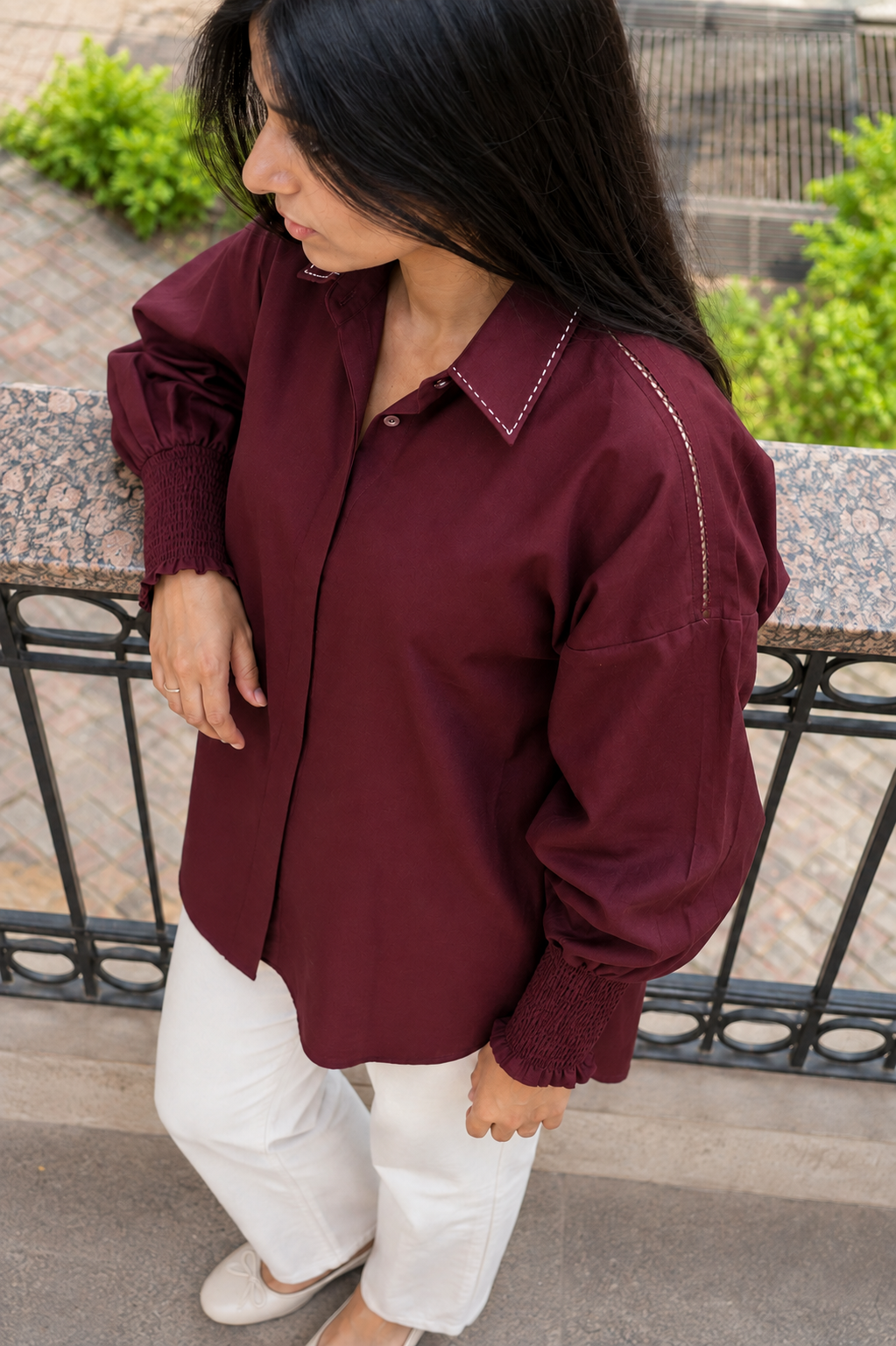 Smocked Cuffed Linen Shirt- Maroon